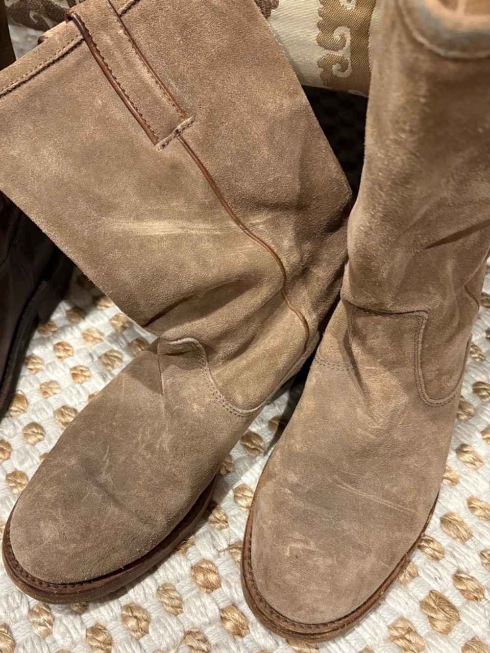 Ralph Lauren Men’s Italian leather boots. Classic Suede Mid-Calf Boots in Taupe